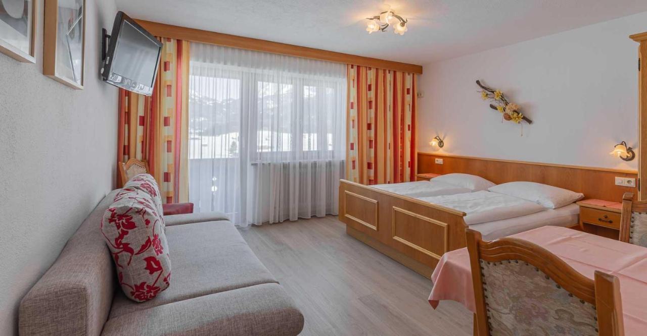 Pension Bartlhof レルモース エクステリア 写真